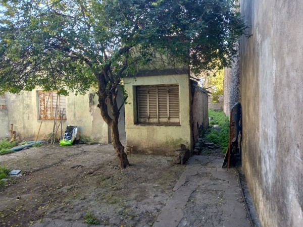 VENTA DE CASA , CON GRAN TERRENO 