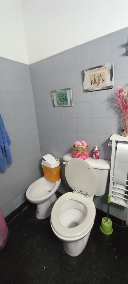 VENTA DE CASA CON QUINCHO Y GARAJE. OFERTA!!!