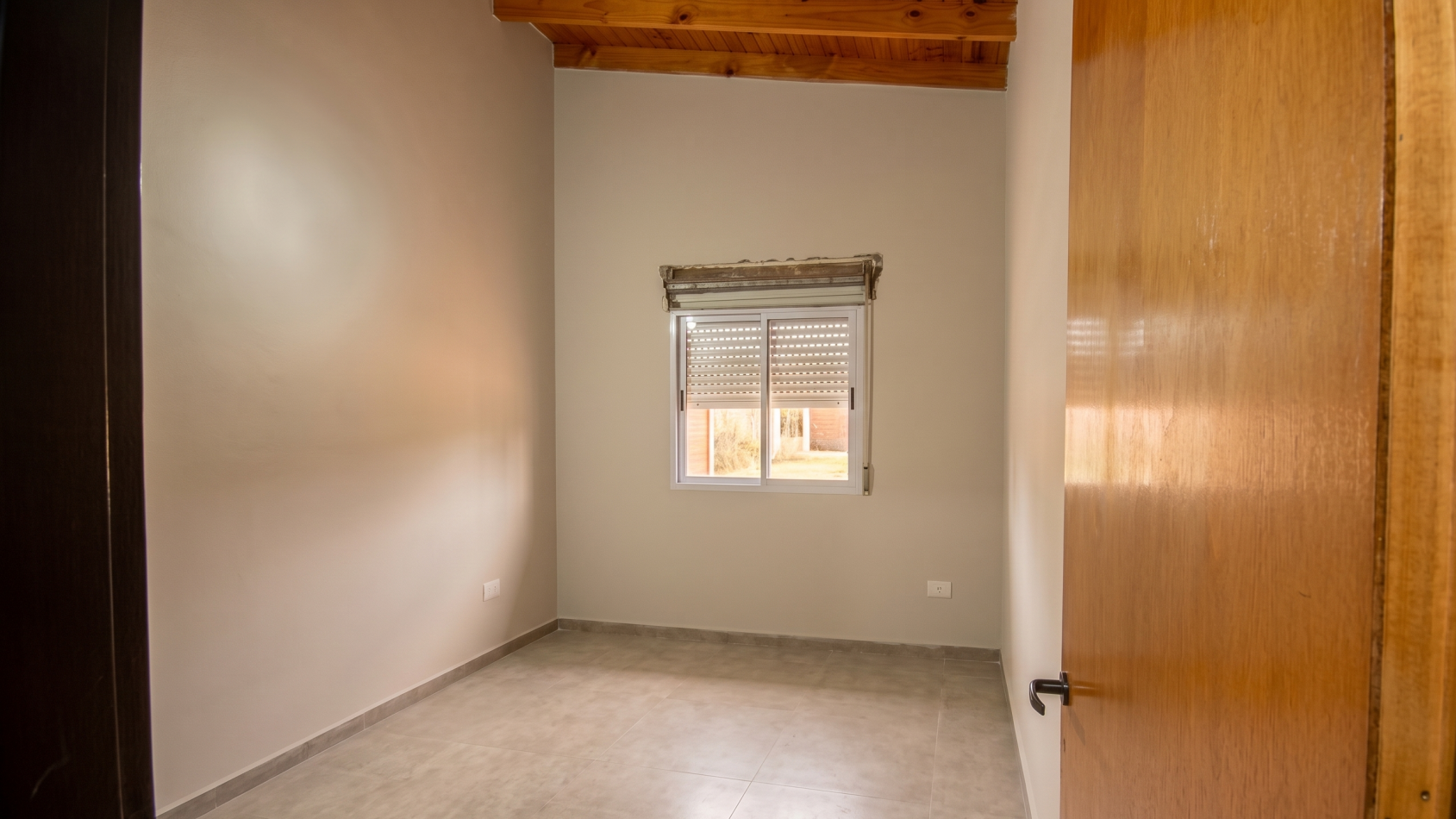 ALQUILER DEPARTAMENTO DE 3 AMBIENTES EN PRIMER PISO