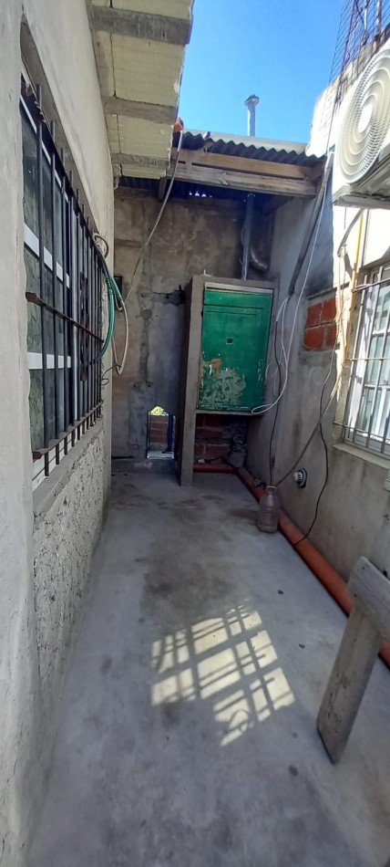 ALQUILER DE MONOAMBIENTE AMPLIO DIVISIBLE EN 2. 