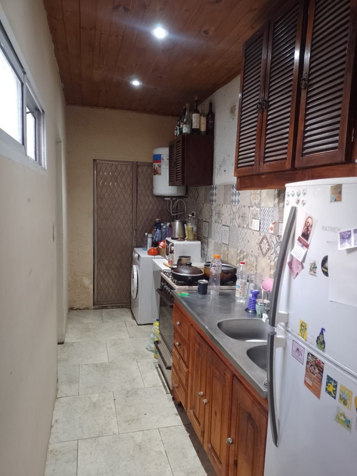 ALQUILER DE FUNCIONAL PH DE 2 AMBIENTES CON PATIO INTERNO