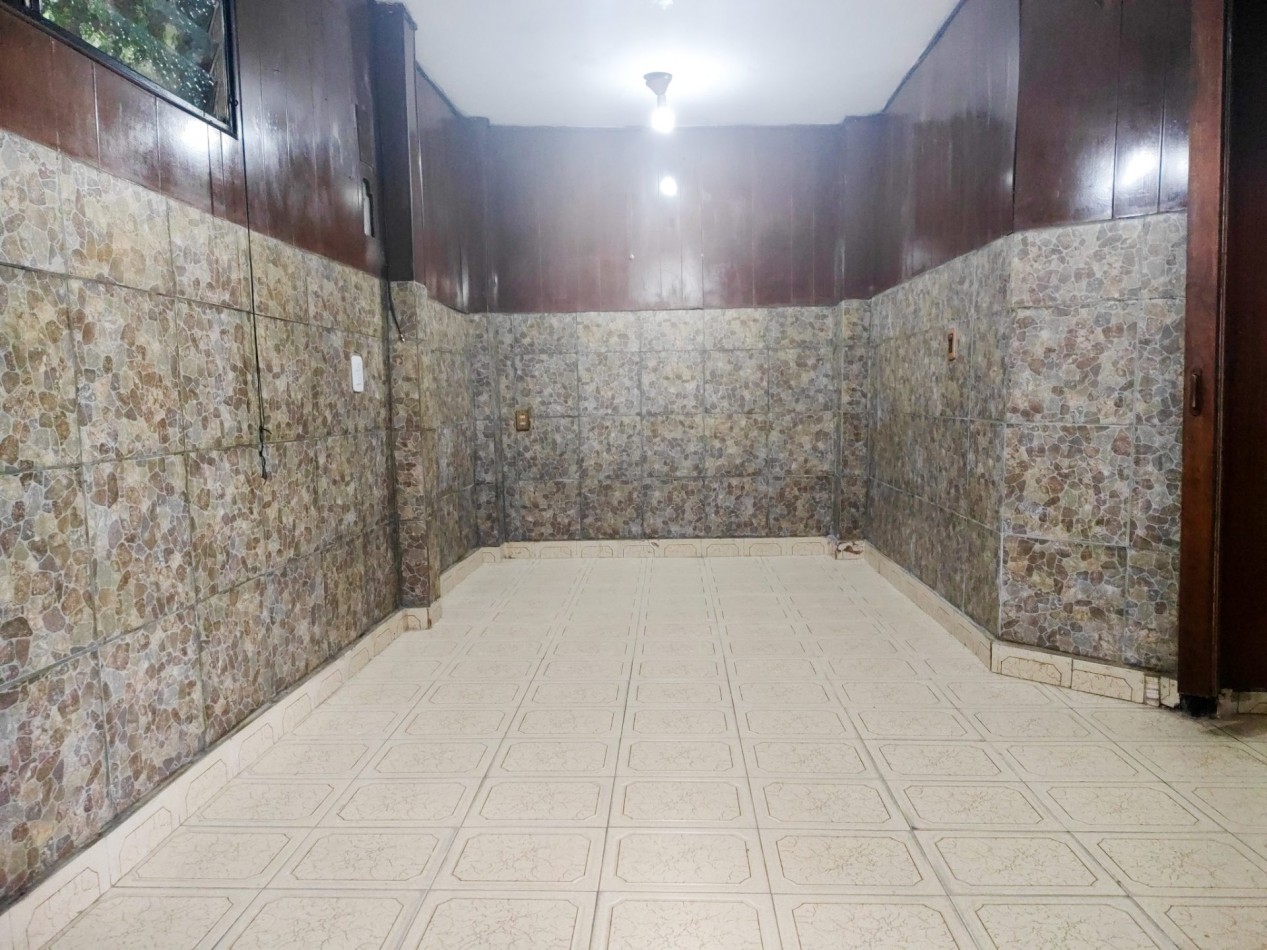 ALQUILER DE PH INTERNO 2 AMBIENTES CON DORMITORIO AMPLIO
