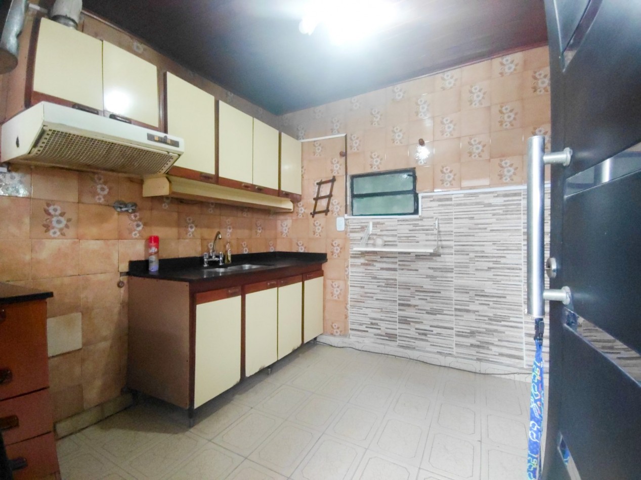 ALQUILER DE PH INTERNO 2 AMBIENTES CON DORMITORIO AMPLIO