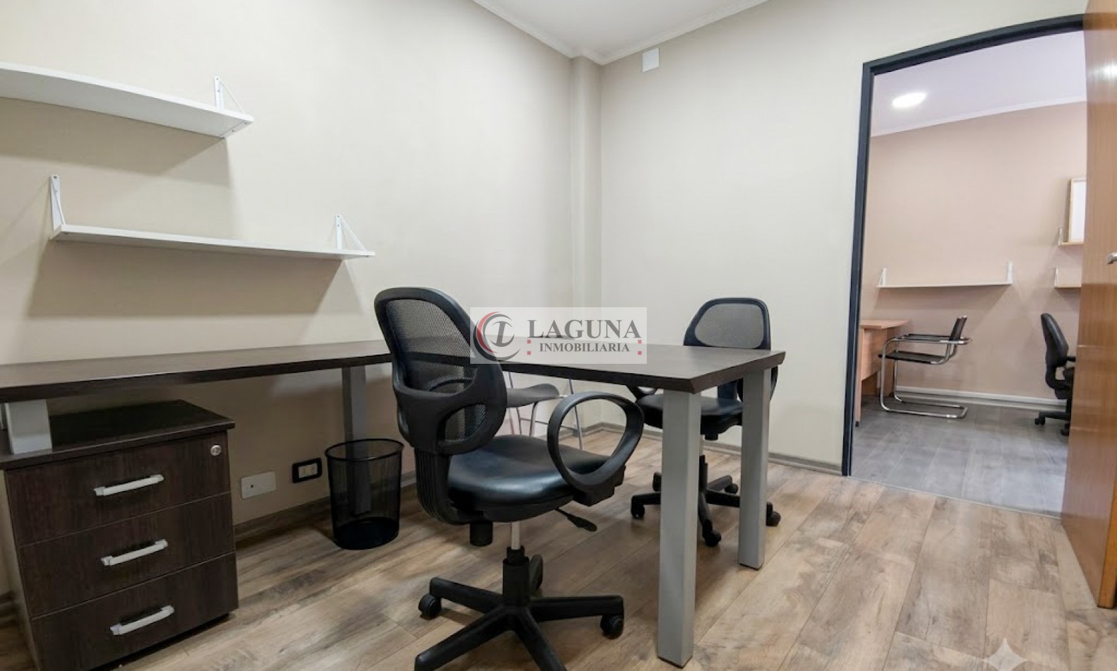 ALQUILER EXCELENTE LOCAL COMERCIAL Y OFICINAS SOBRE AV. HIPOLITO YRIGOYEN - BANFIELD