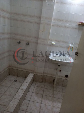 VENTA DE CASA CON DTO TIPO DUPLEX A TERMINAR con Patio y Garaje.