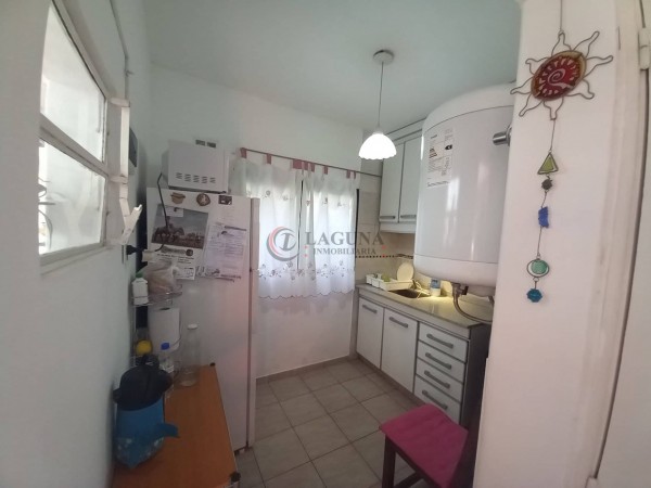 VENTA DE PH 2 AM CON TERRAZA  Y PATIO. SE ACEPTA PERMUTA. 