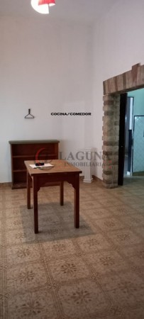 VENTA DE CASA EN ESQUINA CON TERRAZA, PATIO Y GARAJE + DTO 2 AM A TERMINAR. SE FINANCIA ! CONSULTE