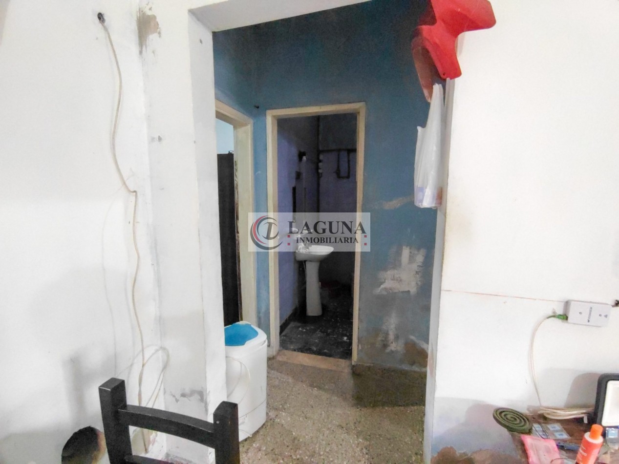 VENTA DE PROPIEDAD EN ESQUINA CON DOS VIVIENDAS A RECICLAR