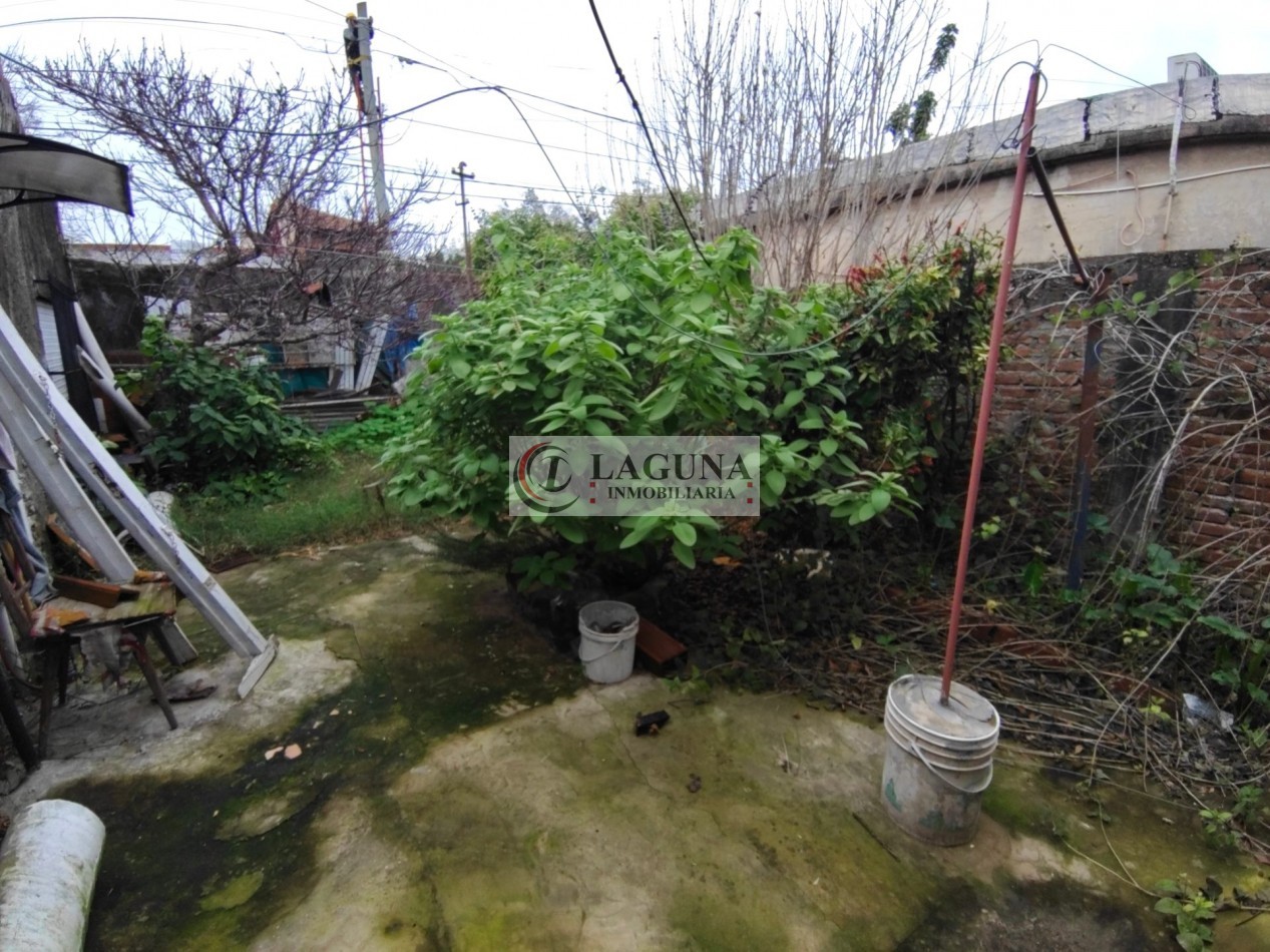 VENTA DE PROPIEDAD EN ESQUINA CON DOS VIVIENDAS A RECICLAR