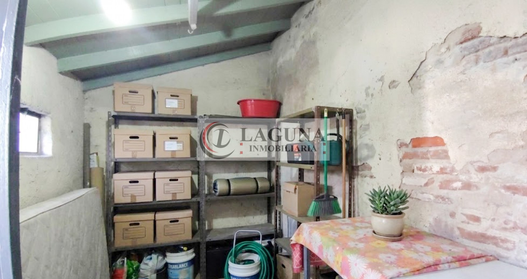 OPORTUNIDAD VENTA DE CASA CON GRAN LOTE Y GARAGE PRIVADO APTO NEGOCIO Y APTO CREDITO