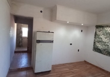 ALQUILER DE MONOAMBIENTE AMPLIO DIVISIBLE EN 2. 