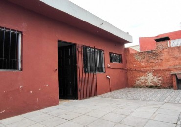 ALQUILER DE PRACTICO PH 2 AMBIENTES CON PATIO INTERNO
