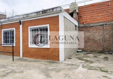 ALQUILER DE COMODO PH DE 3 AMBIENTES CON GARAGE